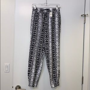 Snakeskin Joggers | Brand: Express | Size: XS